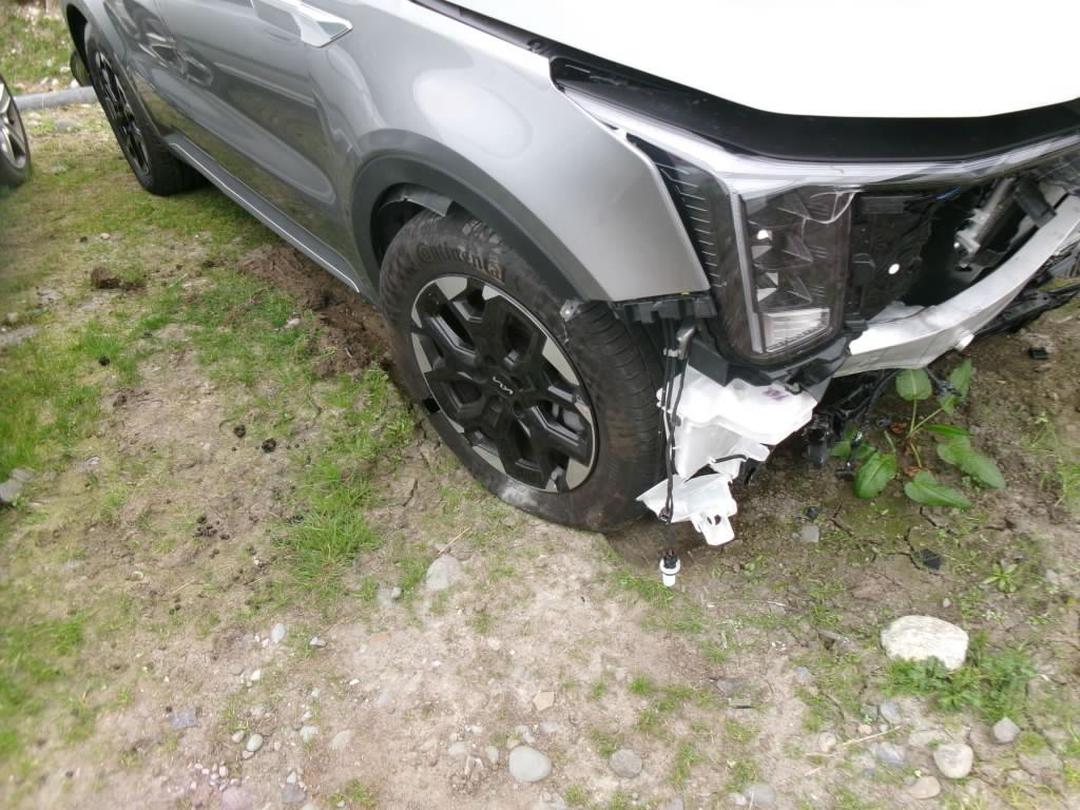 Photo '24' of KIA Sorento LX+ Photo '24' of KIA Sorento LX+