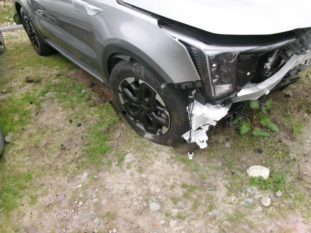 Photo '25' of KIA Sorento LX+ Photo '25' of KIA Sorento LX+