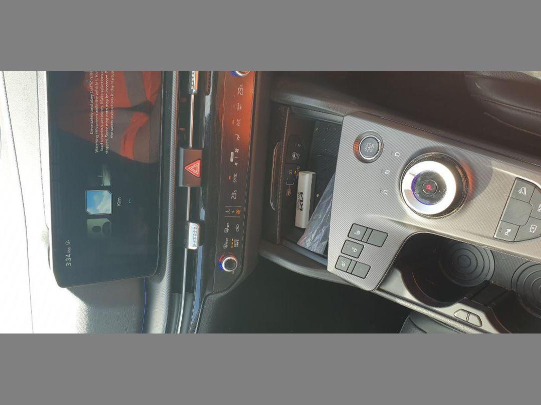 Photo '10' of KIA Sportage Earth HEV AWD Photo '10' of KIA Sportage Earth HEV AWD