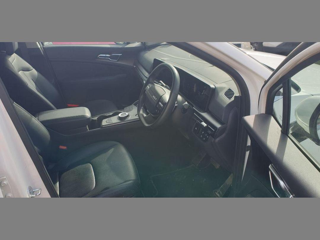 Photo '11' of KIA Sportage Earth HEV AWD Photo '11' of KIA Sportage Earth HEV AWD