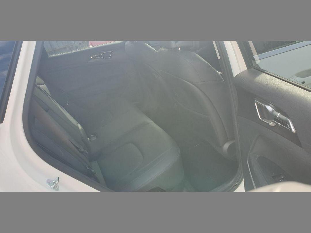 Photo '12' of KIA Sportage Earth HEV AWD Photo '12' of KIA Sportage Earth HEV AWD