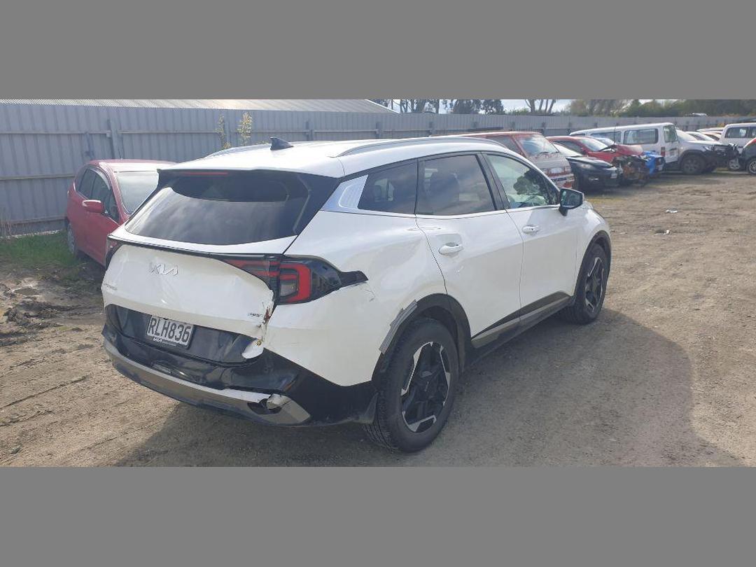 Photo '7' of KIA Sportage Earth HEV AWD Photo '7' of KIA Sportage Earth HEV AWD