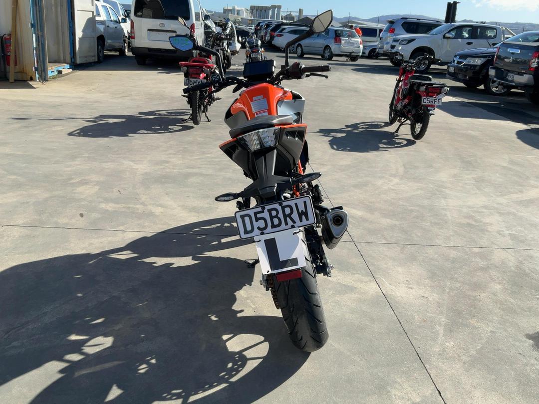 Photo '5' of KTM 390 Duke 399P
