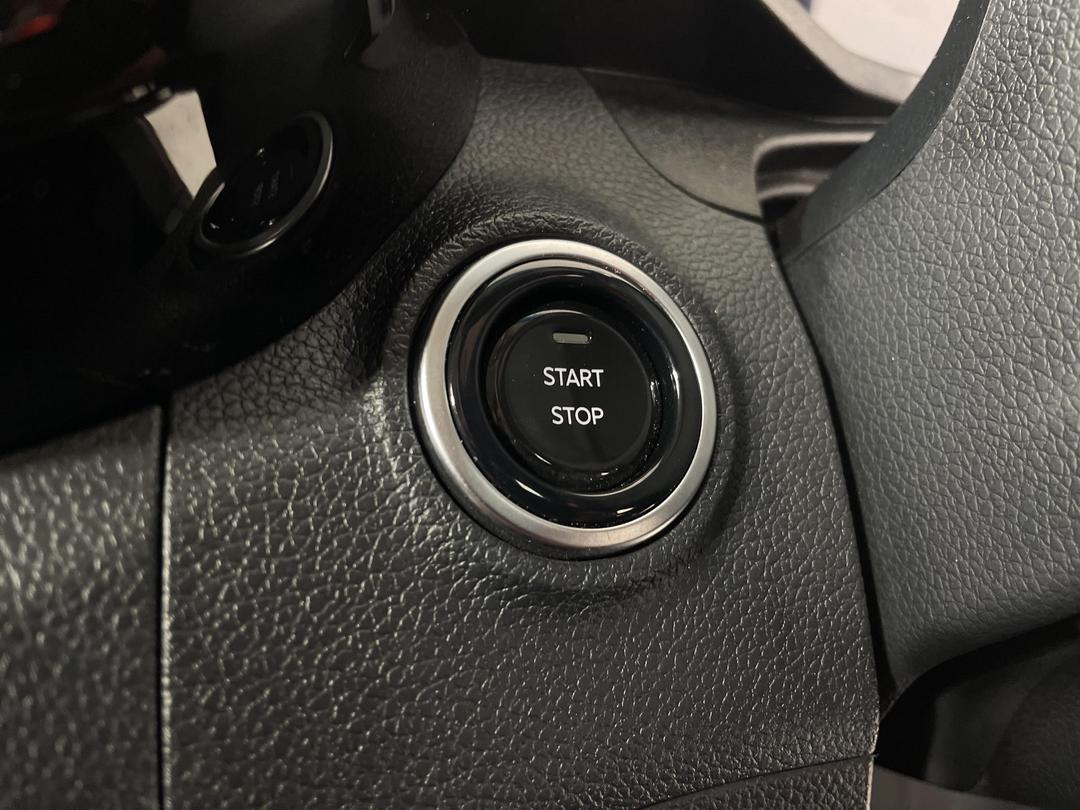 Photo '26' of Mahindra XUV