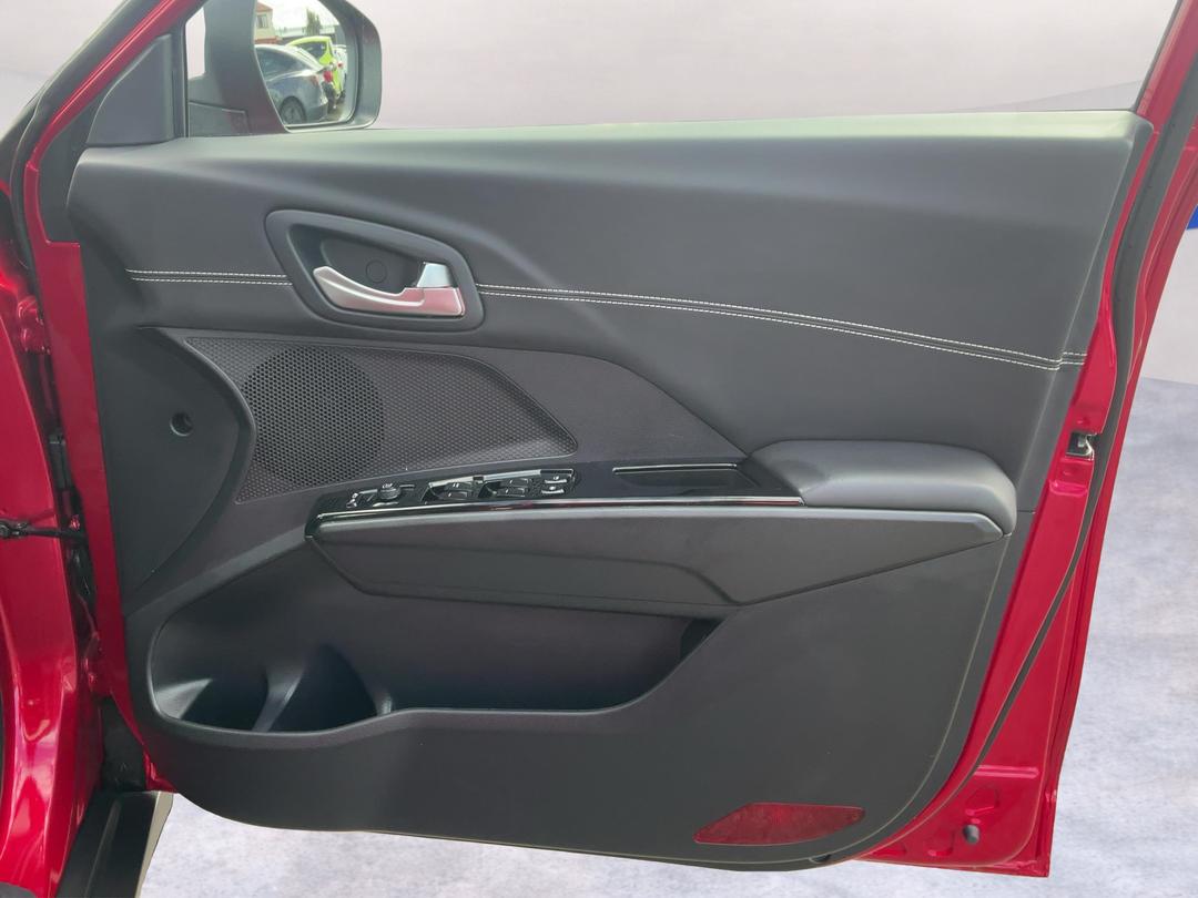Photo '15' of Mahindra XUV