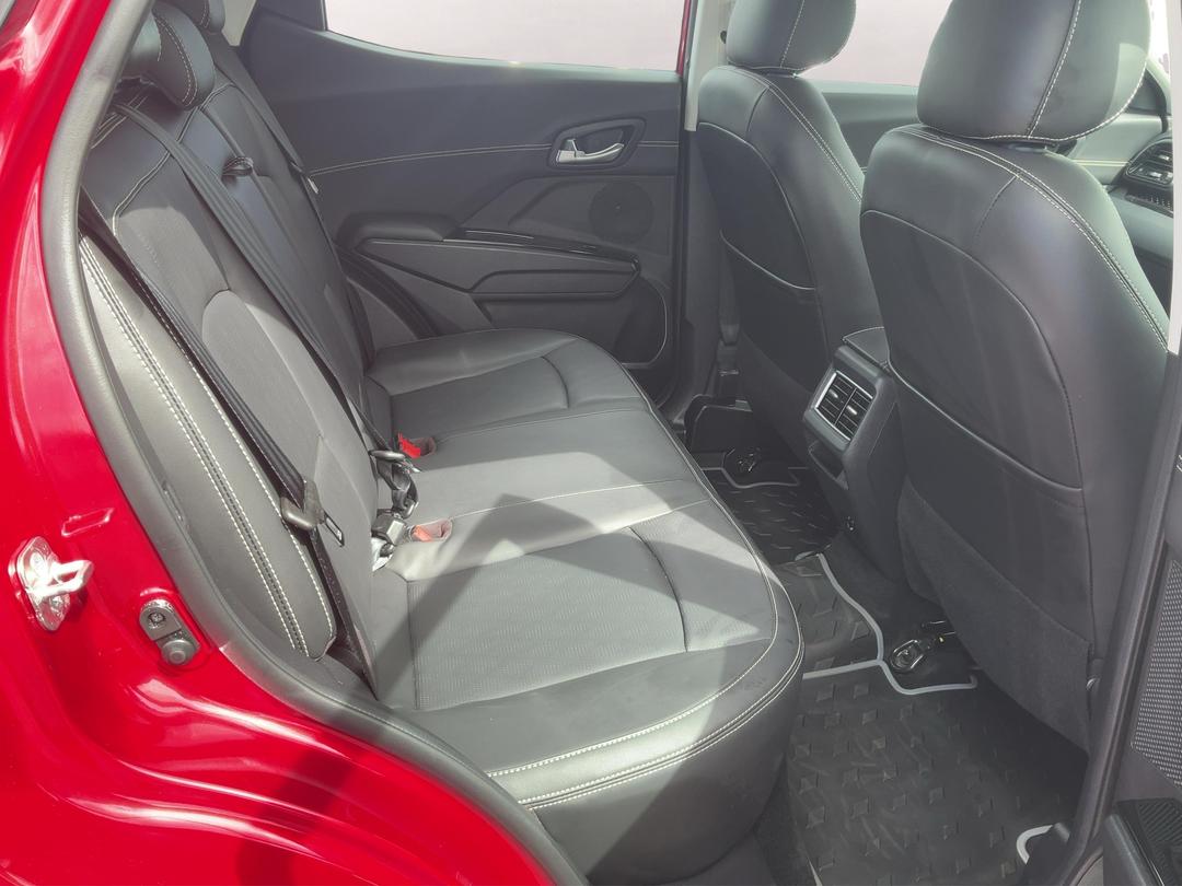 Photo '20' of Mahindra XUV