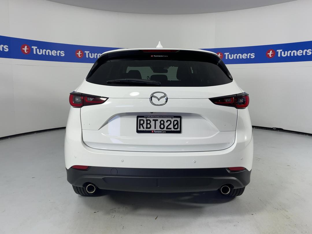 Photo '6' of Mazda CX-5