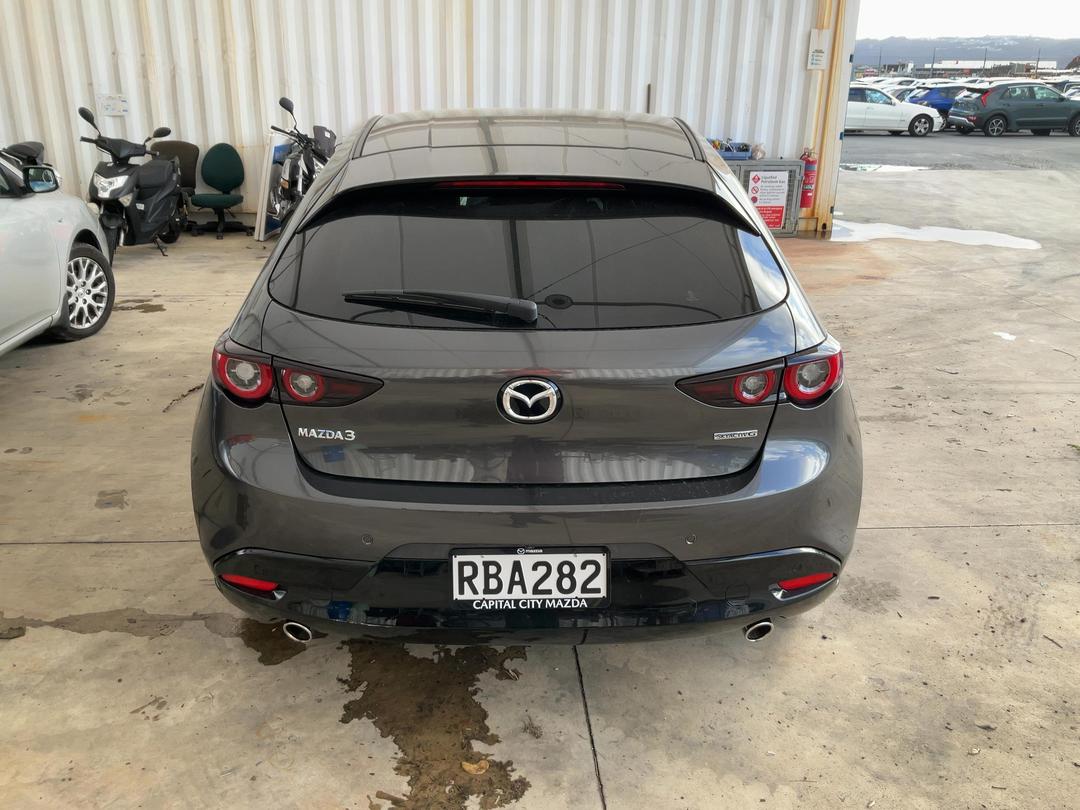 Photo '5' of Mazda Mazda3 SP25