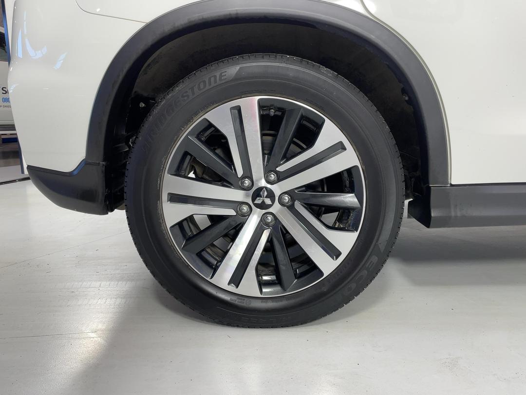 Photo '12' of Mitsubishi ASX