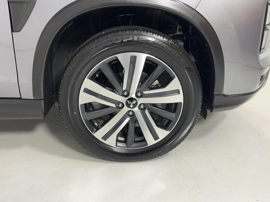 Photo '9' of Mitsubishi ASX