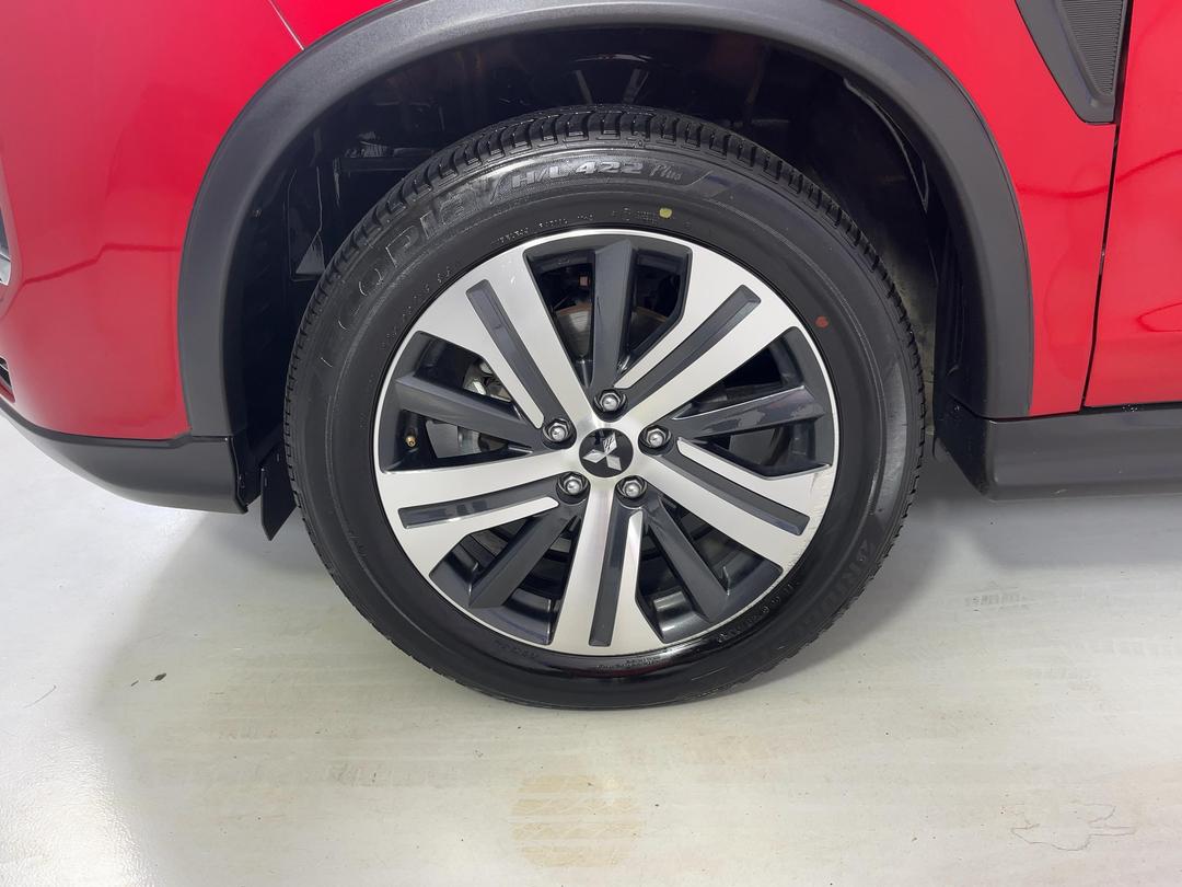 Photo '10' of Mitsubishi ASX