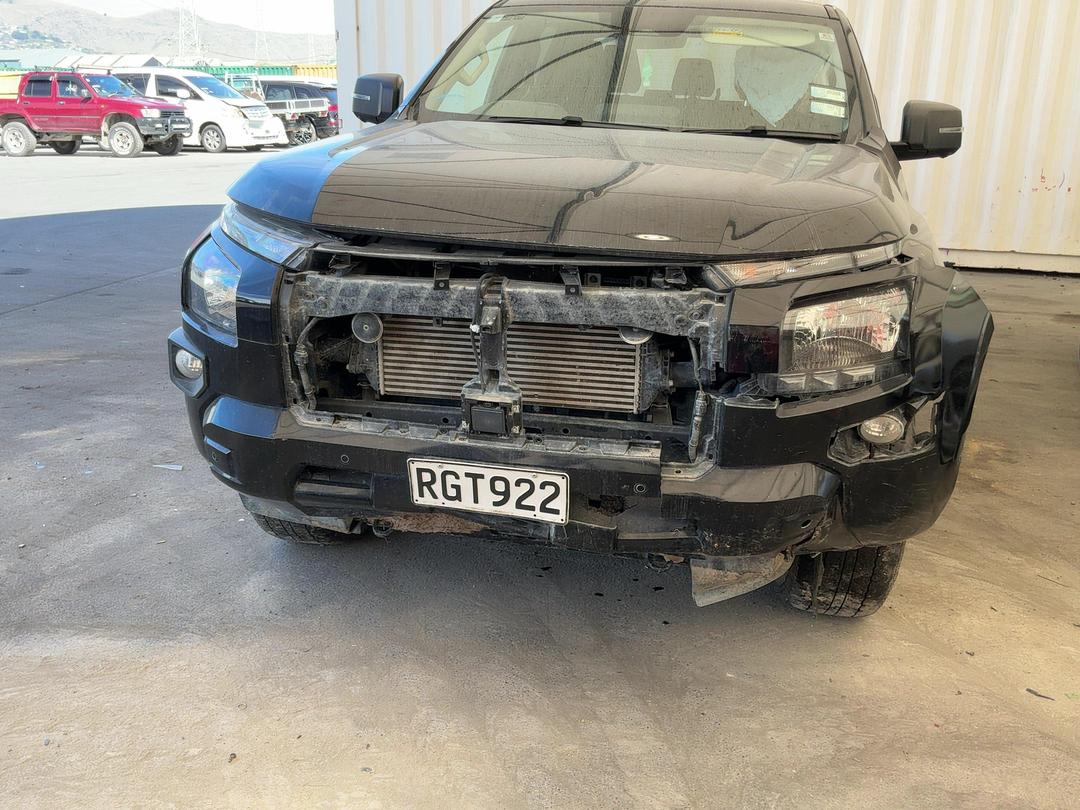 Photo '2' of Mitsubishi Triton DC GLX Sport 4WD 6AT Photo '2' of Mitsubishi Triton DC GLX Sport 4WD 6AT