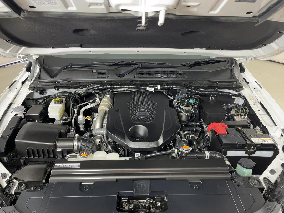 Photo '13' of Nissan Navara
