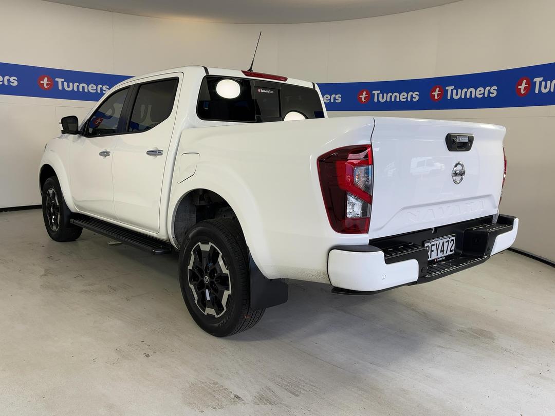 Photo '5' of Nissan Navara