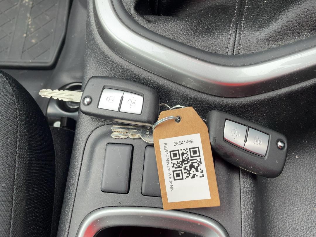 Photo '16' of Nissan Navara SL Photo '16' of Nissan Navara SL