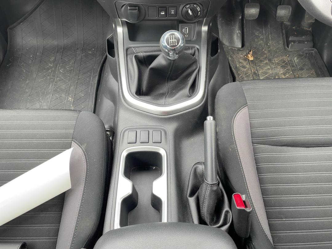 Photo '20' of Nissan Navara SL Photo '20' of Nissan Navara SL
