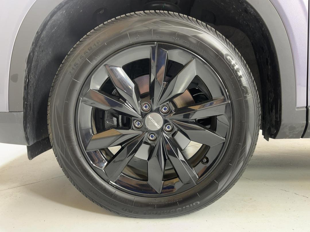 Photo '10' of Omoda C5