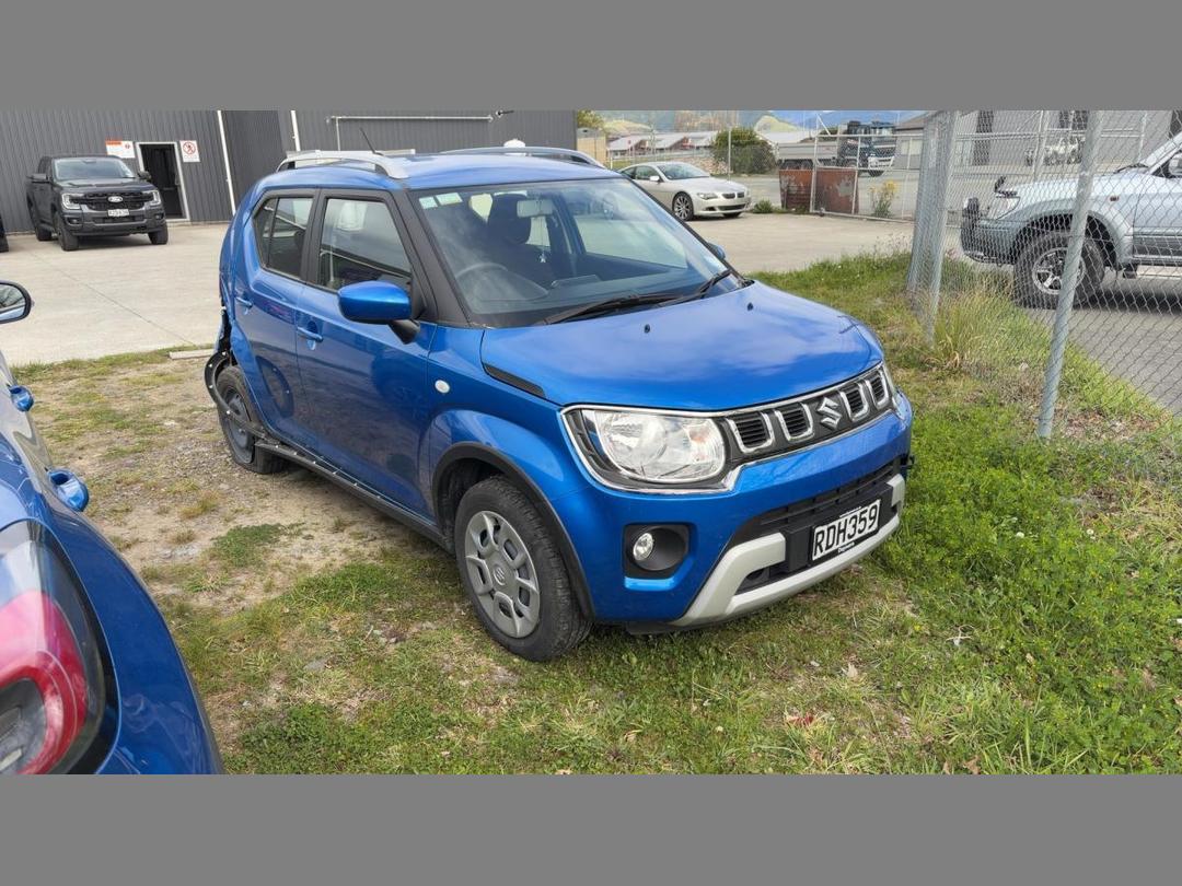 Photo '2' of Suzuki Ignis GLX Photo '2' of Suzuki Ignis GLX