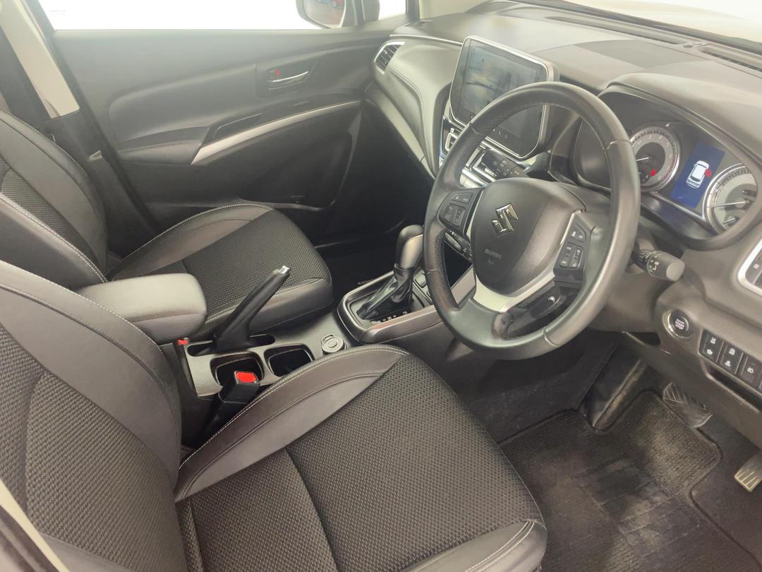 Photo '16' of Suzuki S-Cross