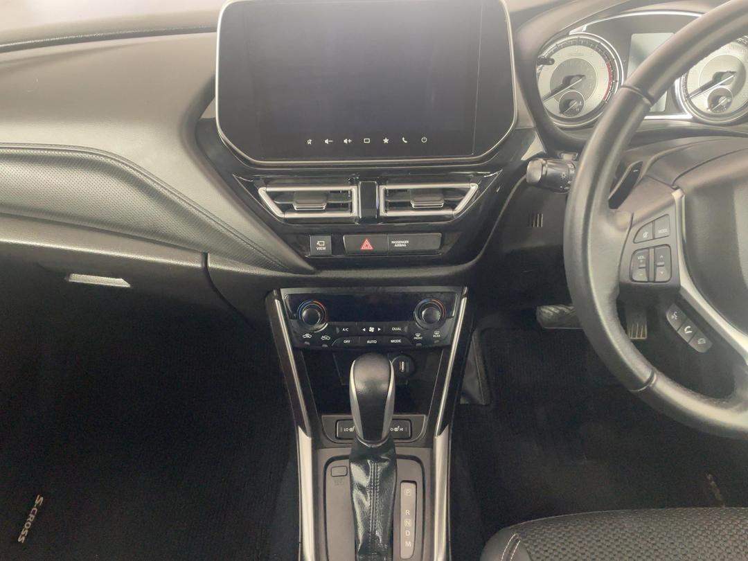 Photo '18' of Suzuki S-Cross