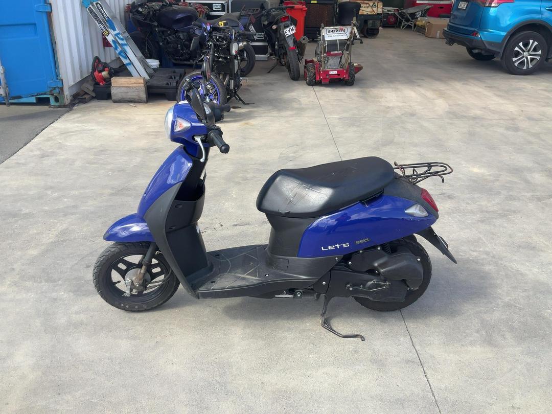 Photo '6' of Suzuki UZ50 Photo '6' of Suzuki UZ50