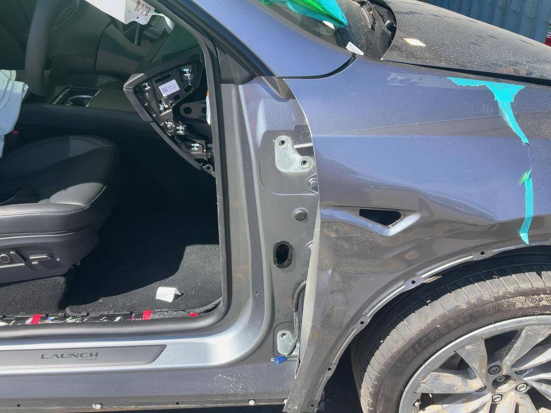 Photo '9' of Tesla Model Y AWD Long Range Photo '9' of Tesla Model Y AWD Long Range