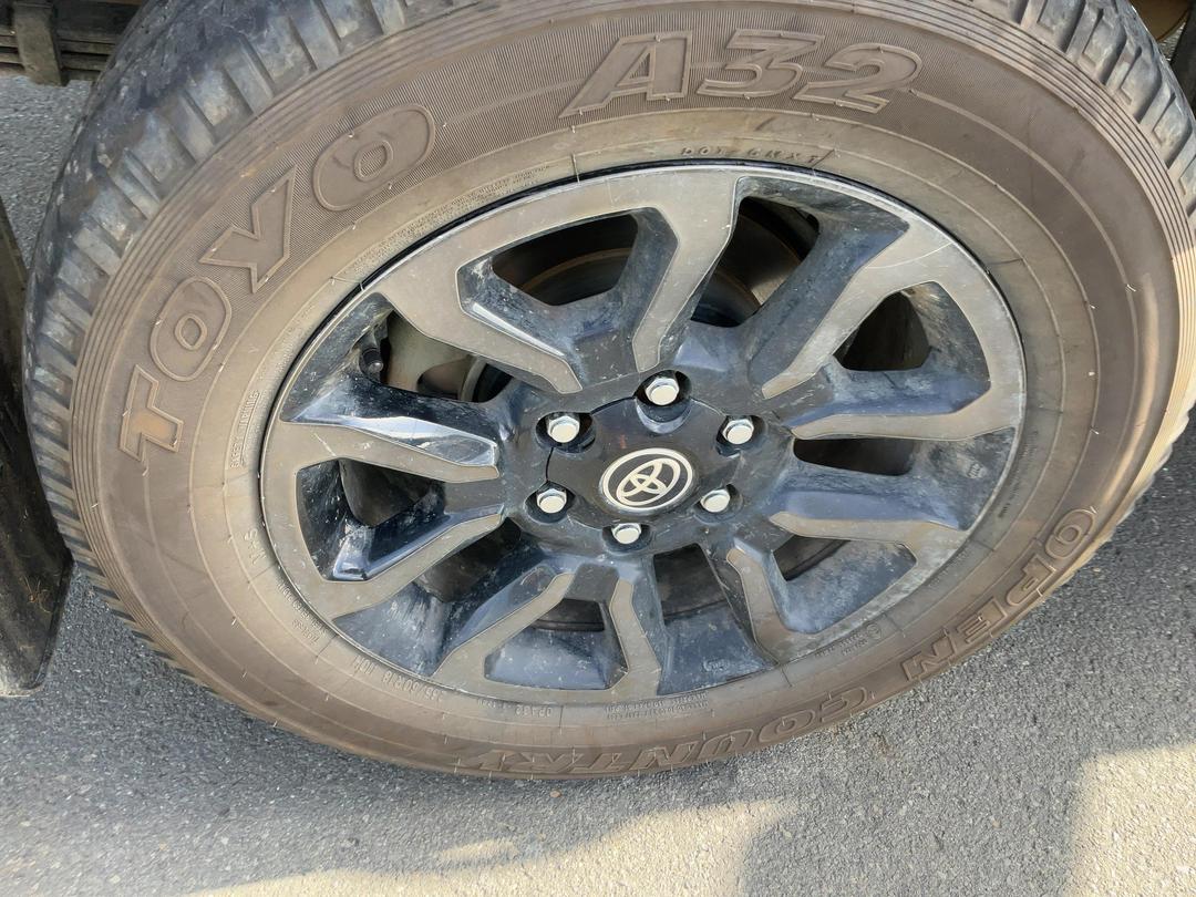 Photo '7' of Toyota Hilux SR5 Cruiser TD DC