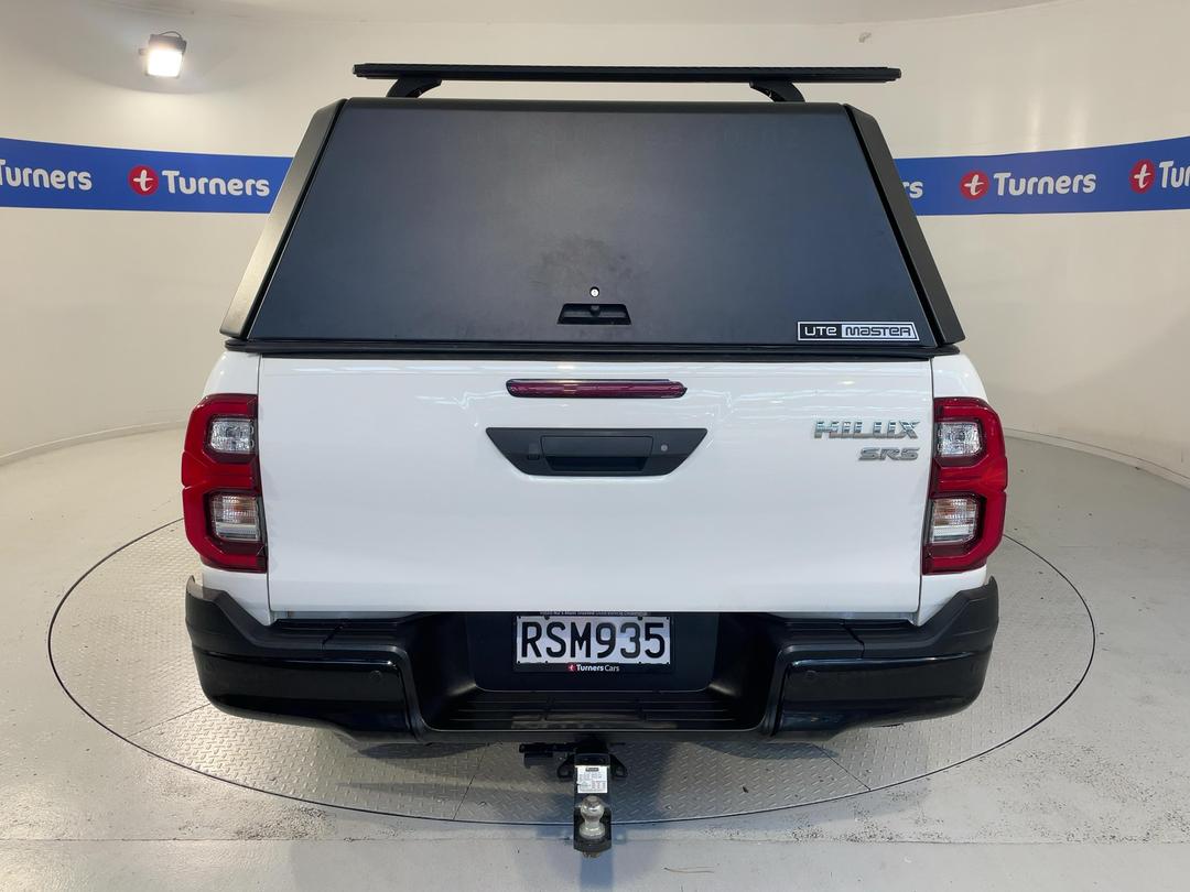 Photo '6' of Toyota Hilux