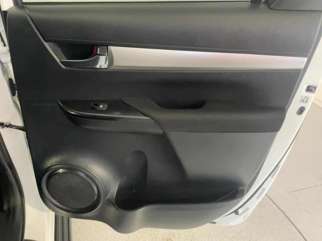 Photo '19' of Toyota Hilux
