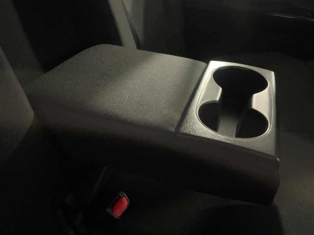 Photo '23' of Toyota Hilux