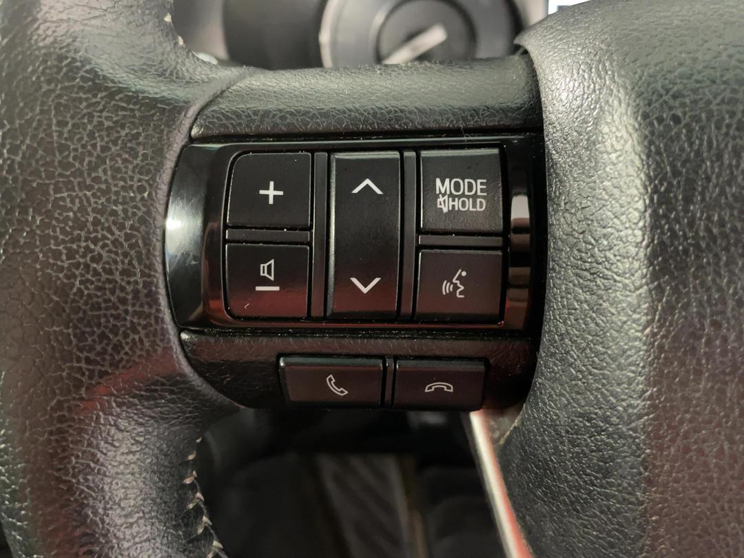 Photo '27' of Toyota Hilux