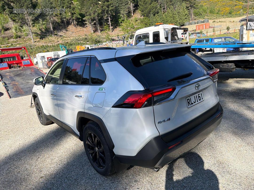 Photo '3' of Toyota Rav4 Limited Photo '3' of Toyota Rav4 Limited