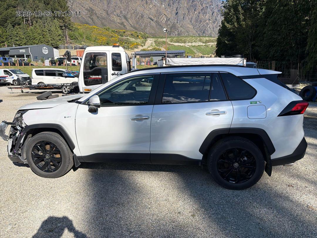 Photo '4' of Toyota Rav4 Limited Photo '4' of Toyota Rav4 Limited