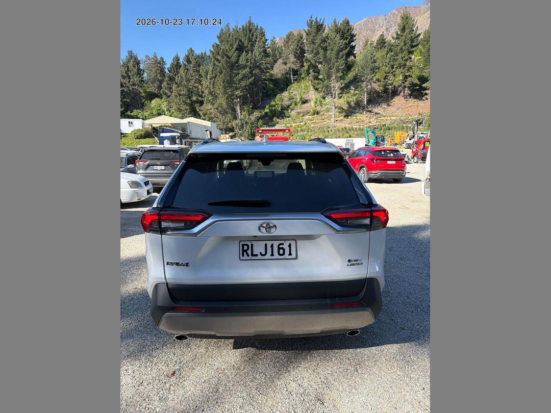 Photo '7' of Toyota Rav4 Limited Photo '7' of Toyota Rav4 Limited