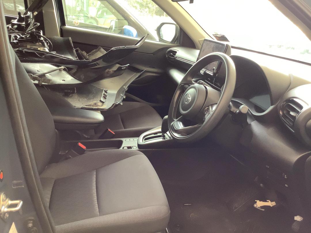 Photo '10' of Toyota Yaris Cross GX