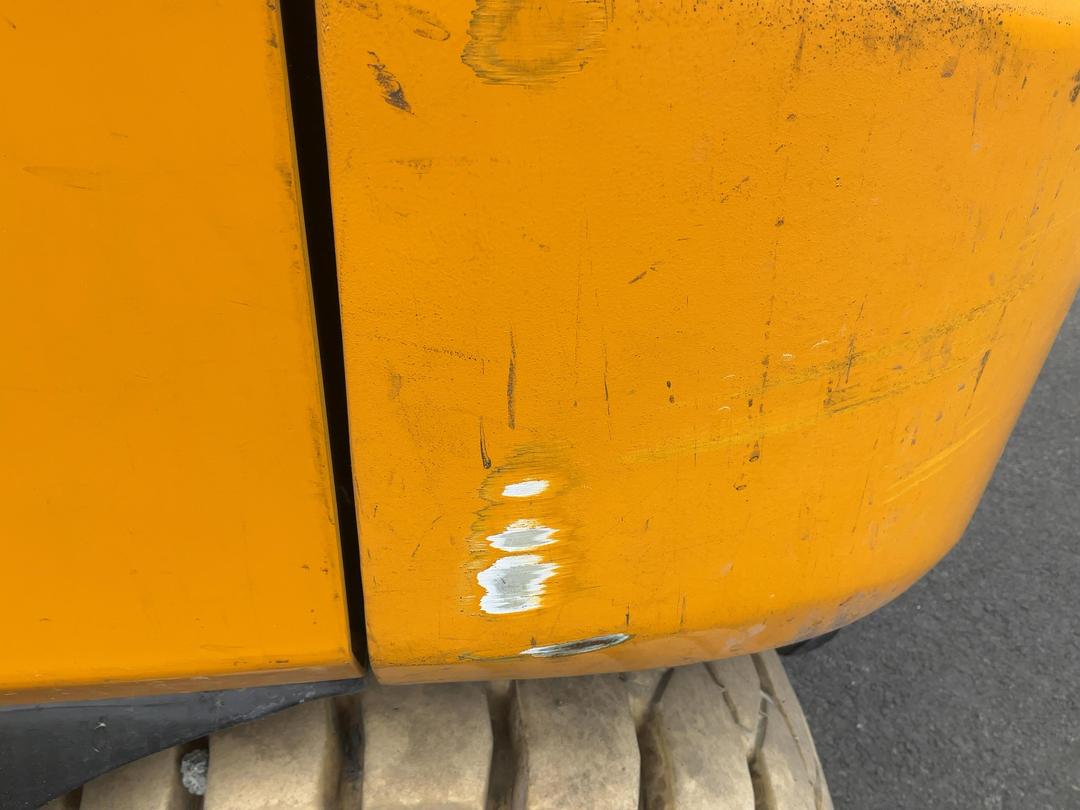 Photo '25' of UN 2.5T Electric Forklift