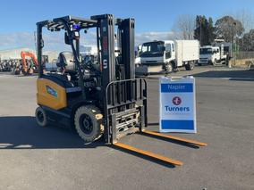 Photo '1' of UN 2.5T Electric Forklift