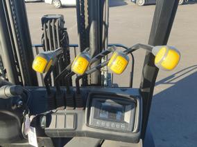 Photo '14' of UN 2.5T Electric Forklift