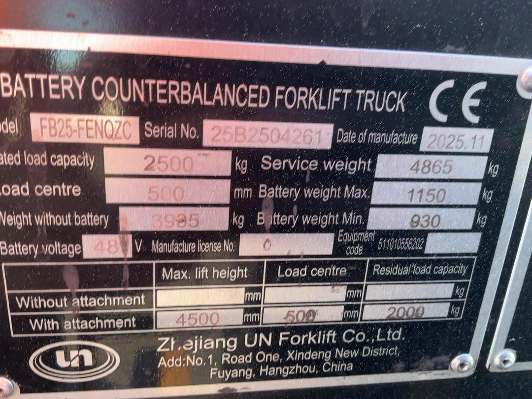 Photo '21' of UN 2.5T Electric Forklift
