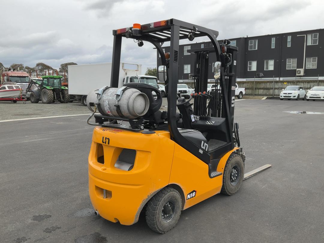 Photo '4' of UN FGL18T-FNJK2 Forklift