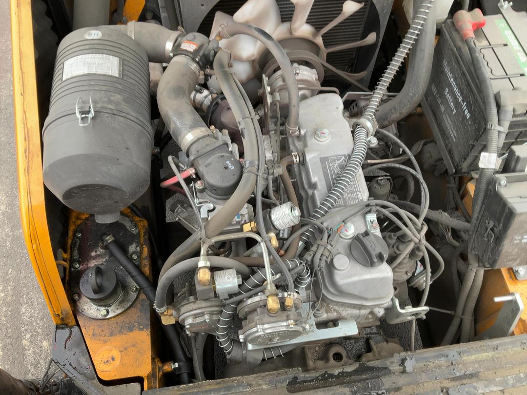 Photo '17' of UN FGL30TT-F1JK1 Forklift