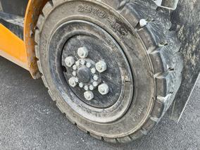 Photo '27' of UN FGL35TT-F1JK1 Forklift