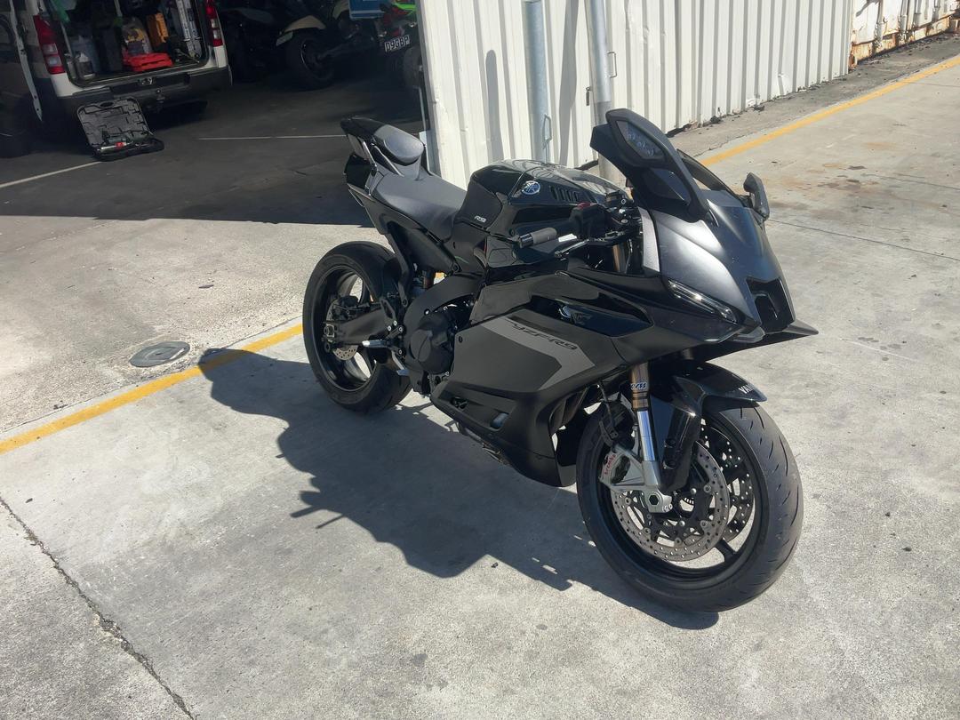 Photo '2' of Yamaha YZF-R9 S Photo '2' of Yamaha YZF-R9 S
