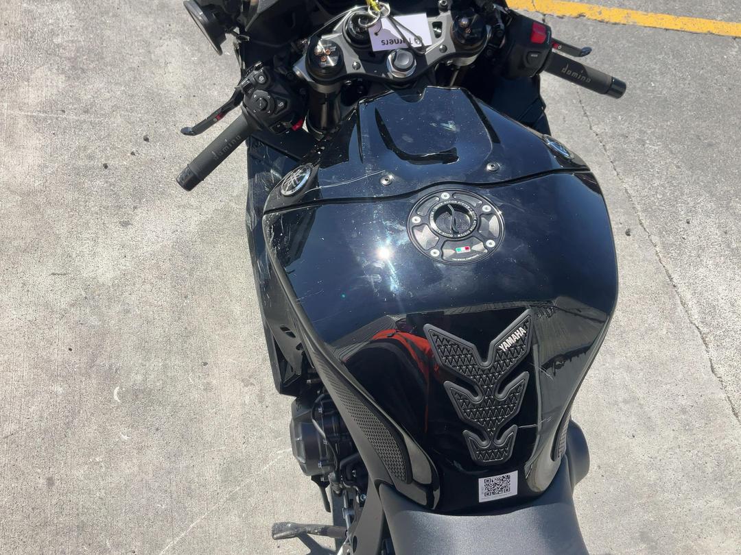 Photo '10' of Yamaha YZF-R9 S Photo '10' of Yamaha YZF-R9 S