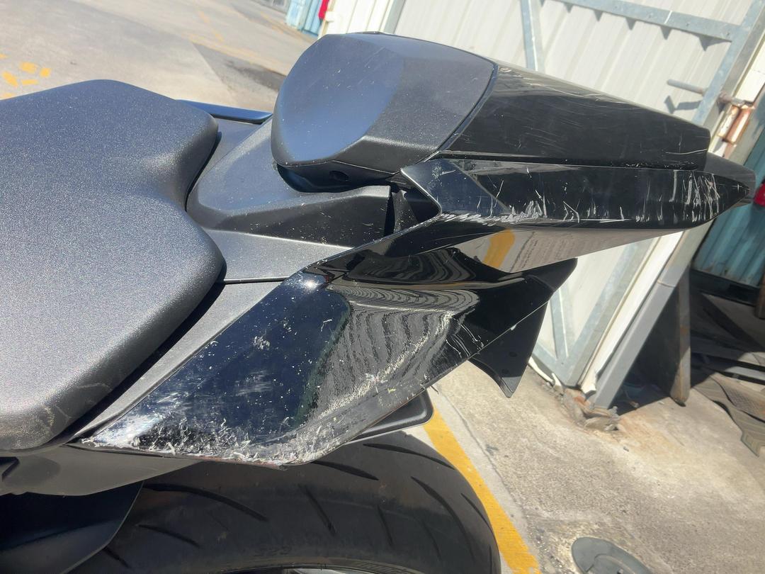 Photo '21' of Yamaha YZF-R9 S Photo '21' of Yamaha YZF-R9 S