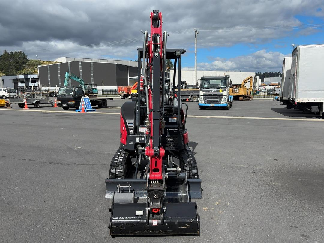 Photo '10' of Yanmar VIO25-6A Excavator