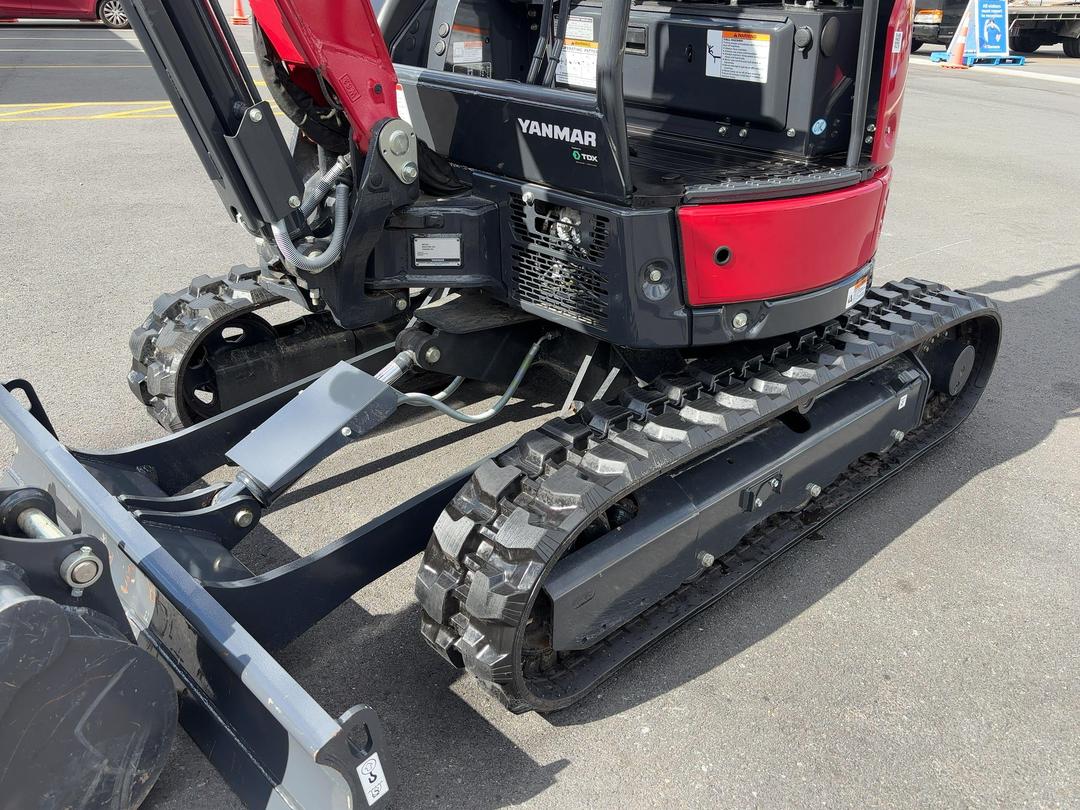 Photo '13' of Yanmar VIO25-6A Excavator