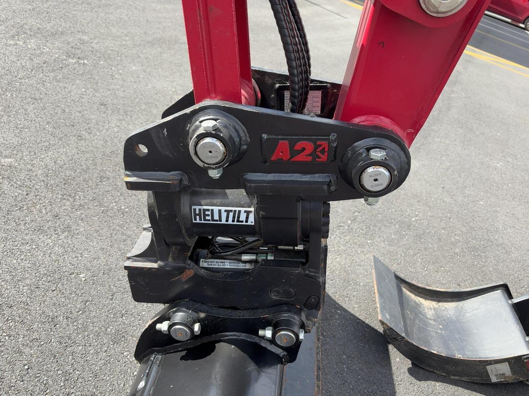 Photo '16' of Yanmar VIO25-6A Excavator
