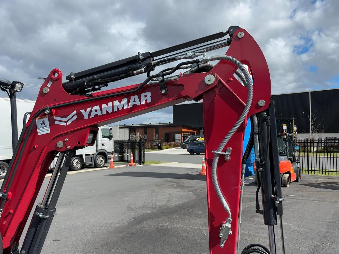 Photo '18' of Yanmar VIO25-6A Excavator