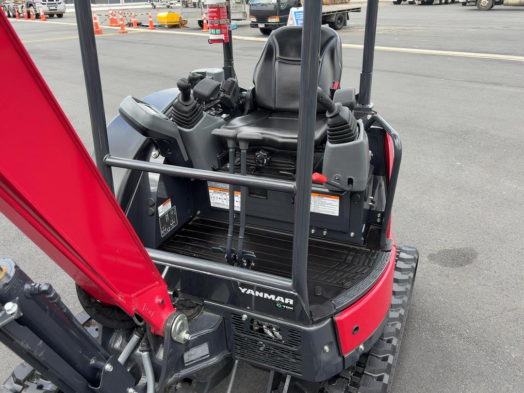 Photo '37' of Yanmar VIO25-6A Excavator